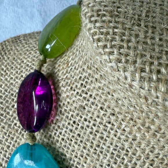 Colorful Chunky Beaded Necklace Multicolor Resin Beads & Adjustable Chain Length - Picture 14 of 16